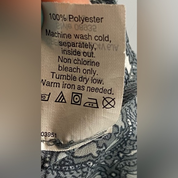 J.Crew Top Blouse Short Sleeve Geometric Pattern Size 2 - Picture 11 of 12